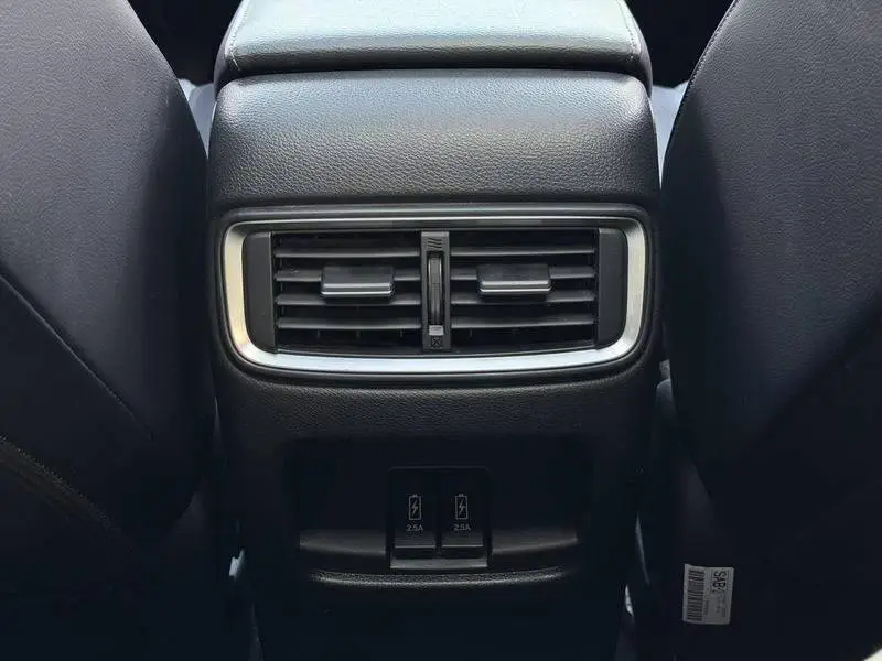Honda CR-V 2017 240TURBO CVT 2WD Fashion Edition — 11