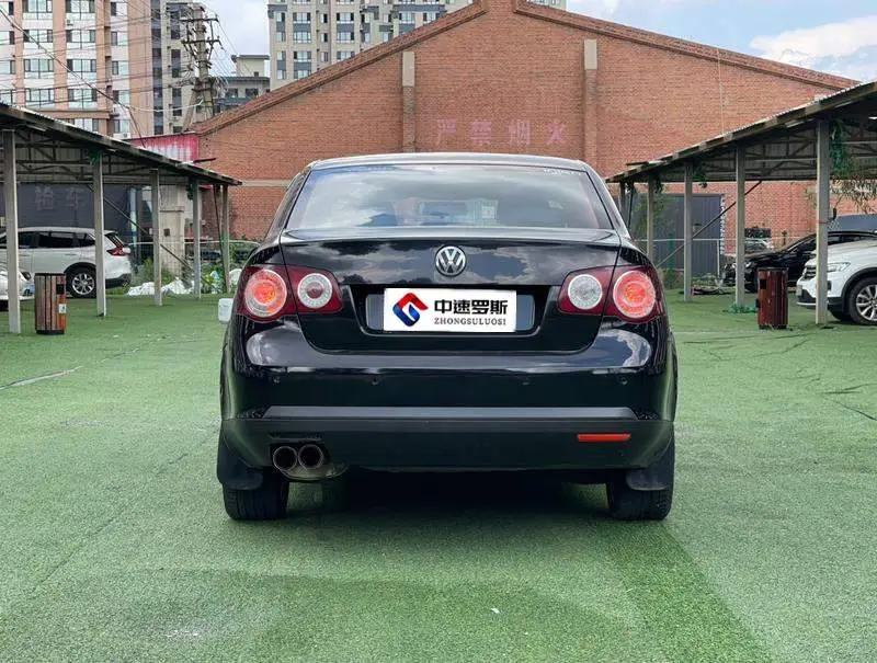 Sagitar 2011 1.8TSI Automatic Champion Edition — 4