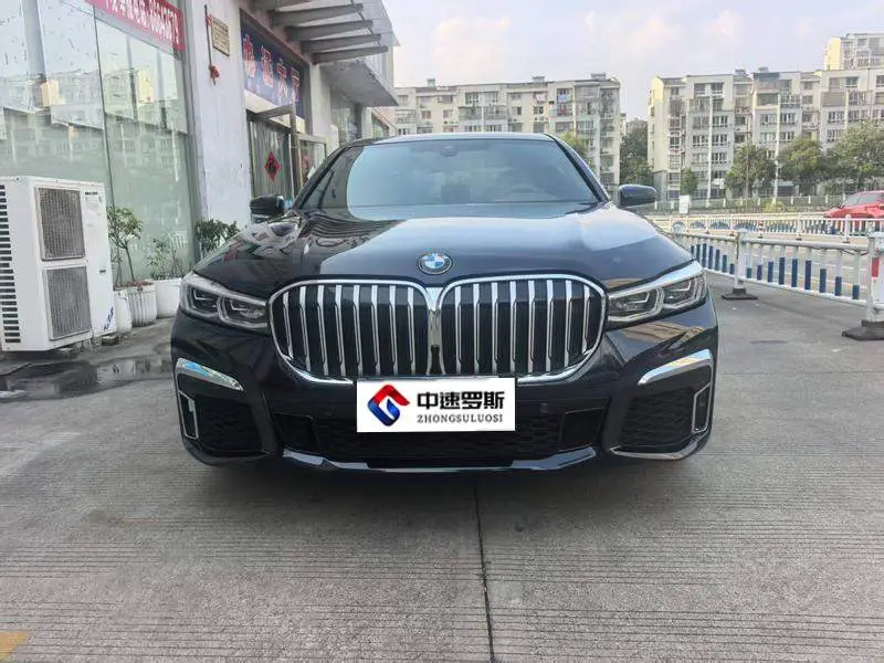 BMW 7 Series 2019 740Li Leading Luxury Package — 2