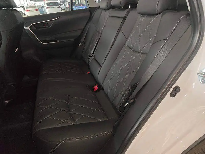 RAV4 Rongfang 2024 2.0L CVT 2WD Urban Edition — 12