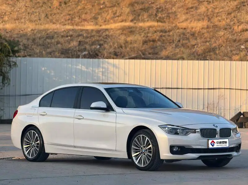 BMW 3 Series 2019 320Li Fashion Edition — 3