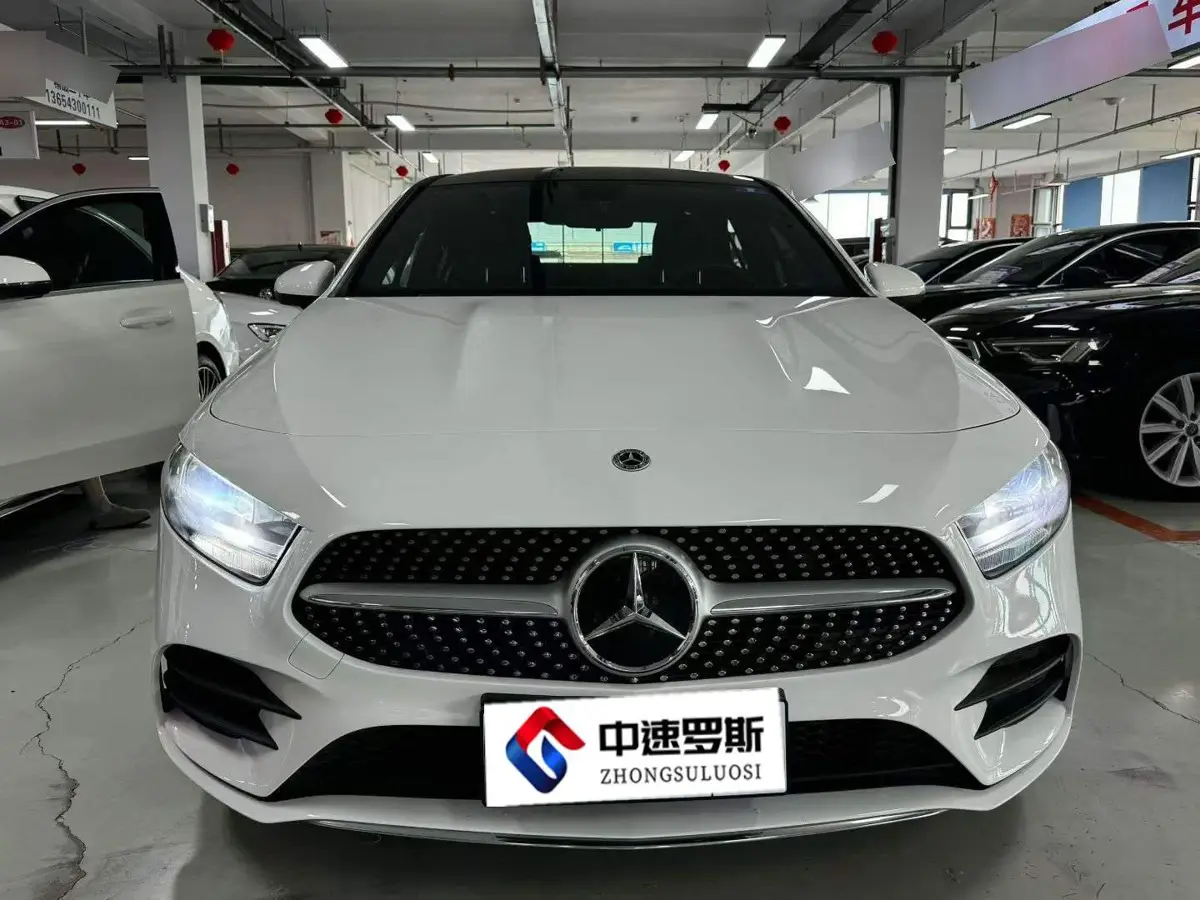 Mercedes-Benz A-Class 2022 A 180 L — 2