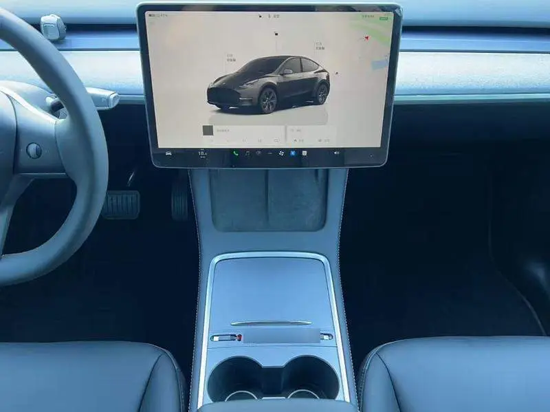 Model Y 2023 rear-wheel drive version — 13