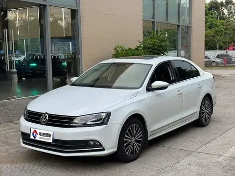 Sagitar 2017 230TSI Automatic Luxury