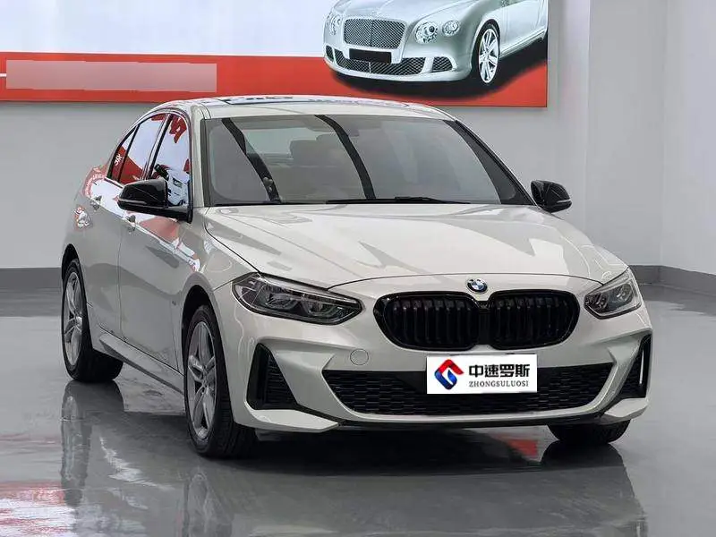 BMW 1 Series 2023 120i M Sport Edition — 3