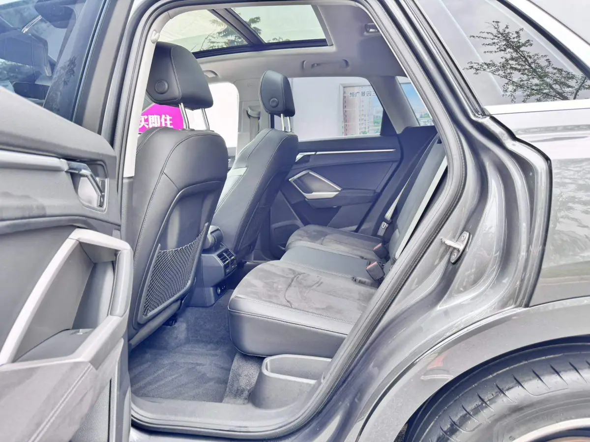 Audi Q3 2022 35 TFSI Stylish and Dynamic — 11