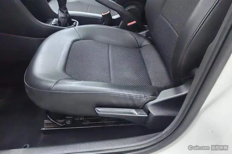 Xindong 2014 1.6L Manual Enjoy Edition — 18