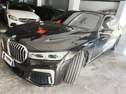 BMW 7 Series 2019 740Li Facelift Leading M Sport Package