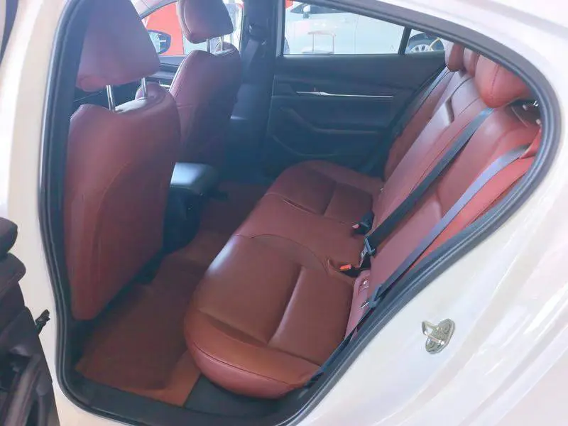 Mazda 3 Angkesaila 2023 2.0L Automatic Quality Edition — 8