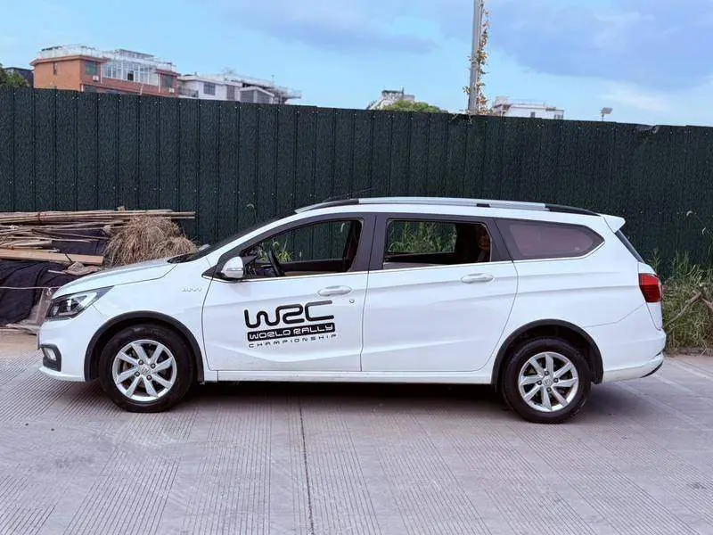 Baojun 310W 2017 1.5L Manual Comfort National V — 4