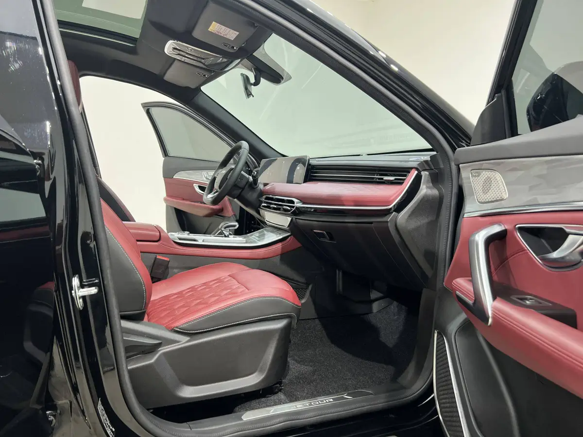 JETOUR X70 PLUS 2023 1.5T DCT Brave PLUS 5-seater — 8