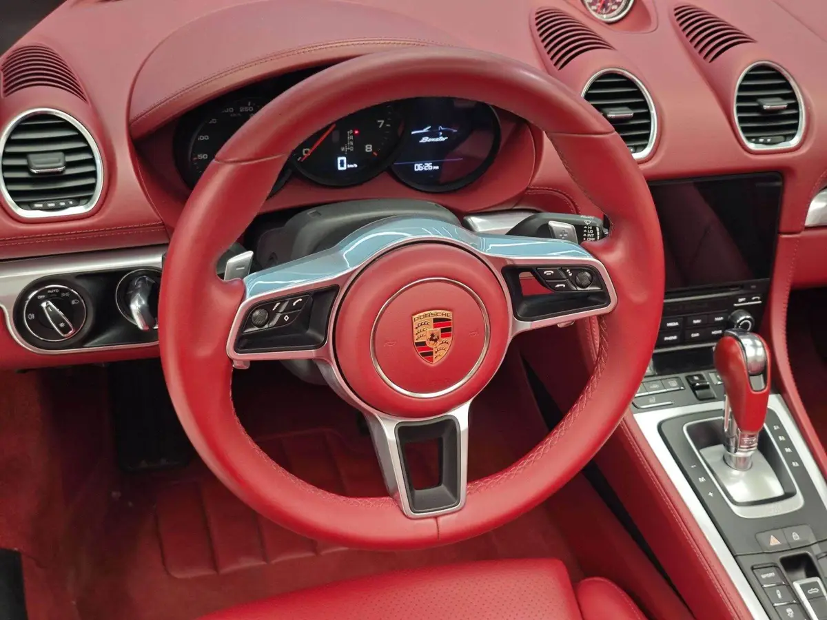 Porsche 718 2020 Boxster 2.0T — 17