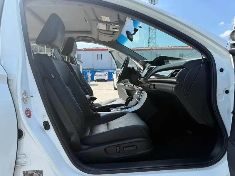 Accord 2016 2.4L Luxury Edition — 11