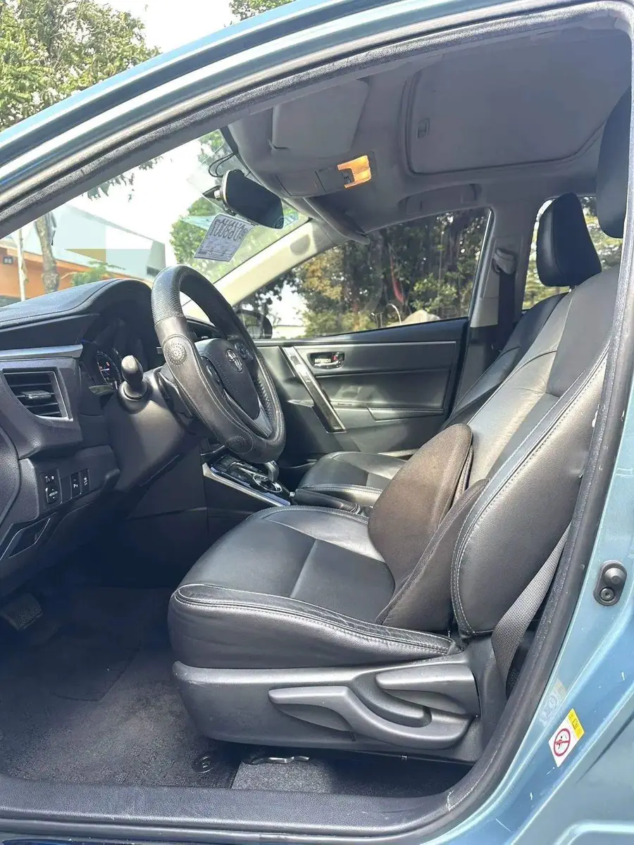 Corolla 2016 Hybrid 1.8L E-CVT Leading Edition — 6