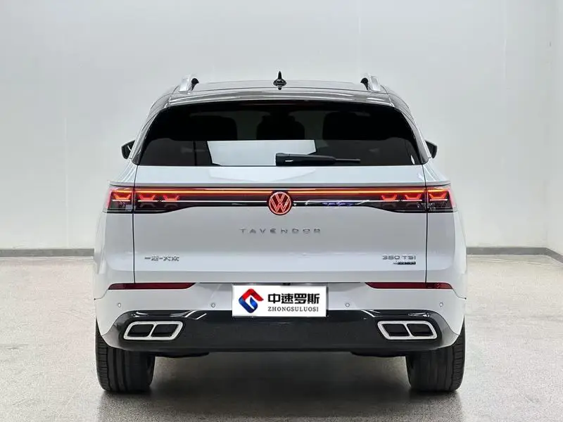 Tour 2023 380TSI 4WD R-Line Tour Edition — 6