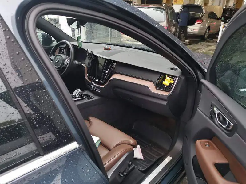 Volvo XC60 2022 B5 4WD Smart Luxury Edition — 13