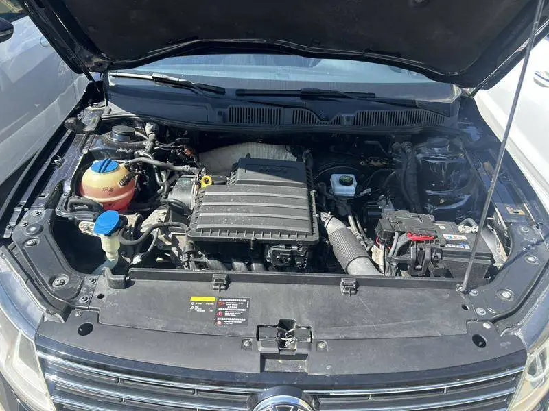 Lavida 2015 1.6L Automatic Comfort Edition — 8