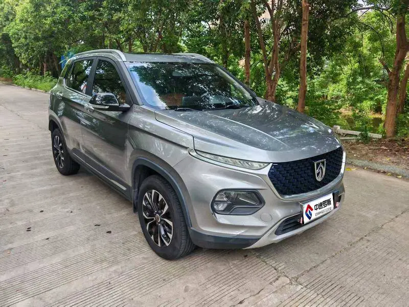 Baojun 510 2018 1.5L Automatic Anniversary Special Edition National V — 3
