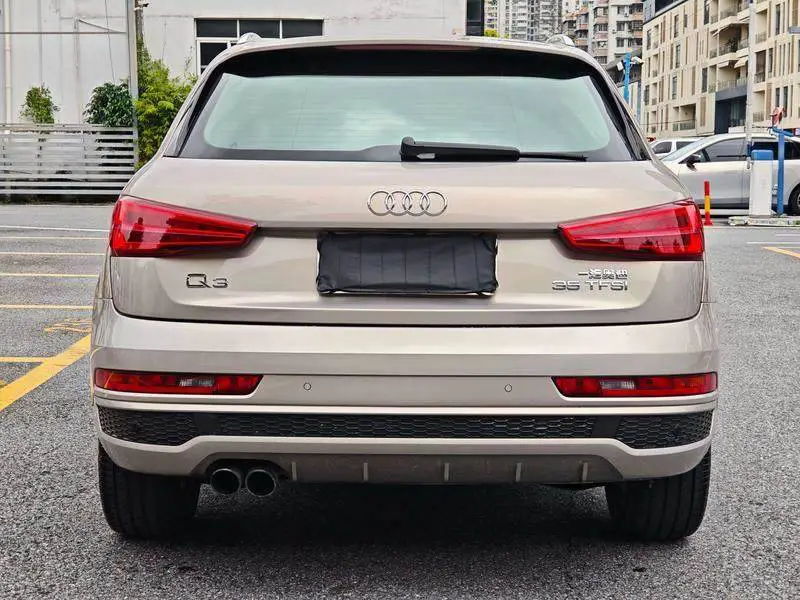 Audi Q3 2018 30th Anniversary Model 35 TFSI Sports — 6