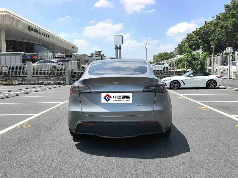 Model Y 2022 rear-wheel drive version — 6