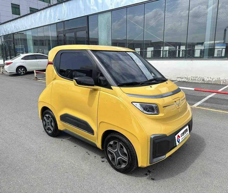 Wuling NanoEV 2021 Fun Model-High Power Edition — 3