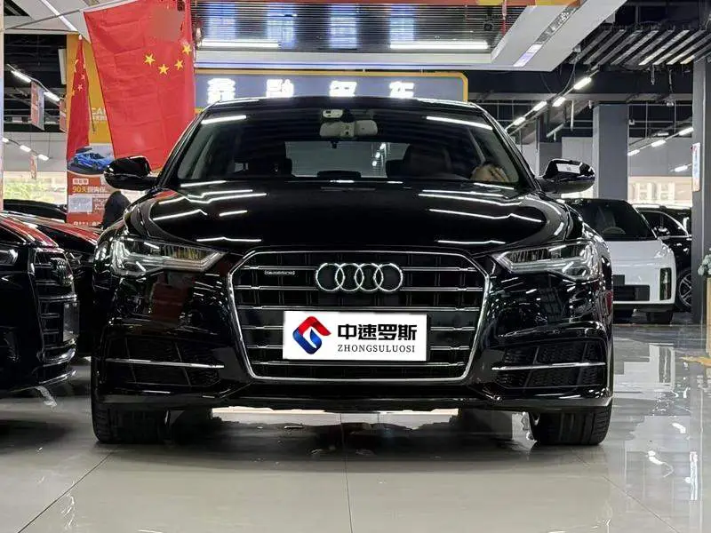 Audi A6L 2018 30th Anniversary Model 35 TFSI Fashion Model — 2