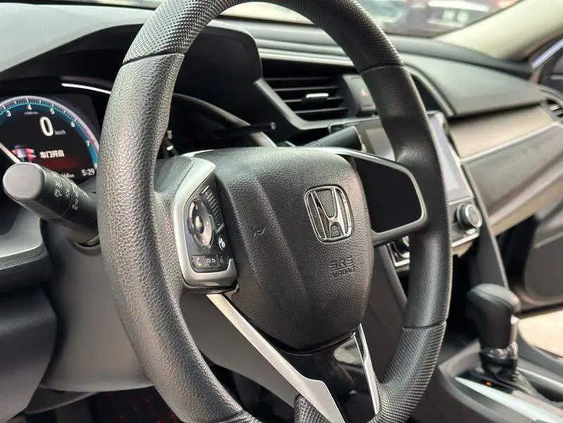 Civic 2016 220TURBO CVT Deluxe Edition — 14