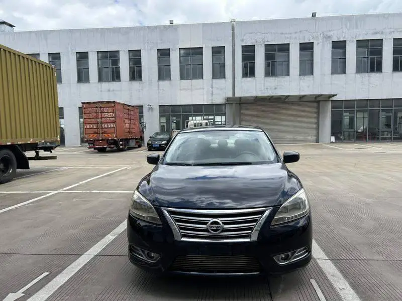 Sylphy 2012 1.6XL Manual Deluxe Edition — 2