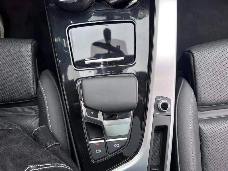 Audi A4L 2022 40 TFSI Stylish and Dynamic — 16