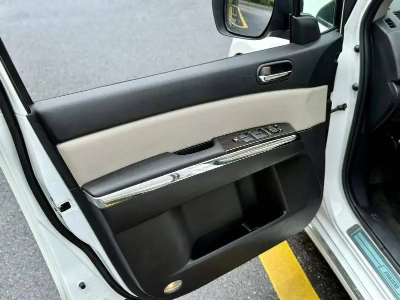 Mazda 8 2015 2.5L Pilot Edition — 5
