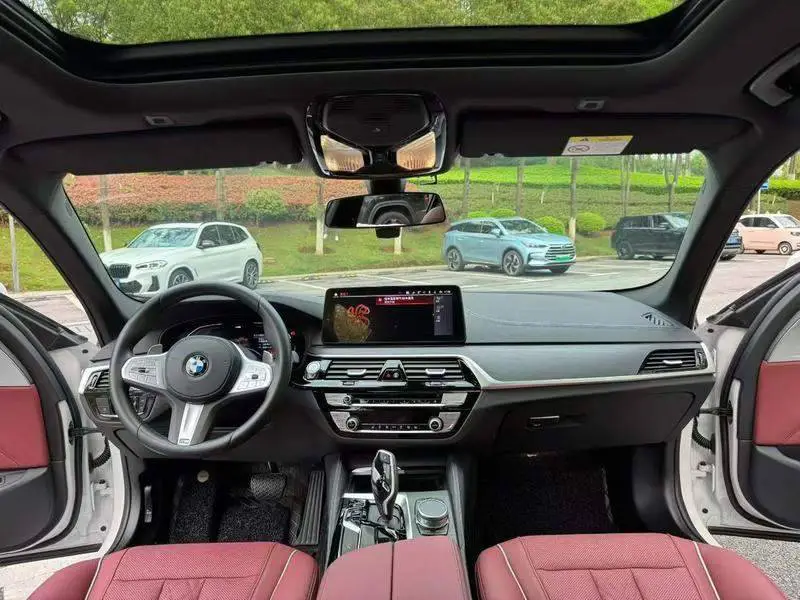 BMW 5 Series 2023 530Li facelift, leading M sports package — 7