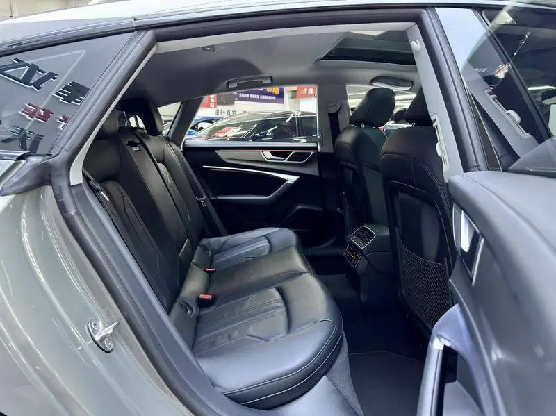 Audi A7 2022 45 TFSI Premium Edition — 16