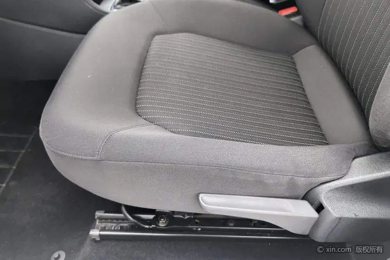 Jetta 2015 Value Edition 1.6L Automatic Comfort — 18