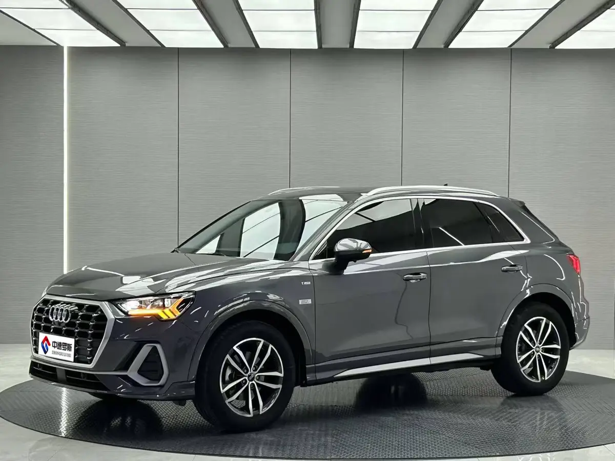 Audi Q3 2023 35 TFSI Progressive Dynamic Edition (1.4T)