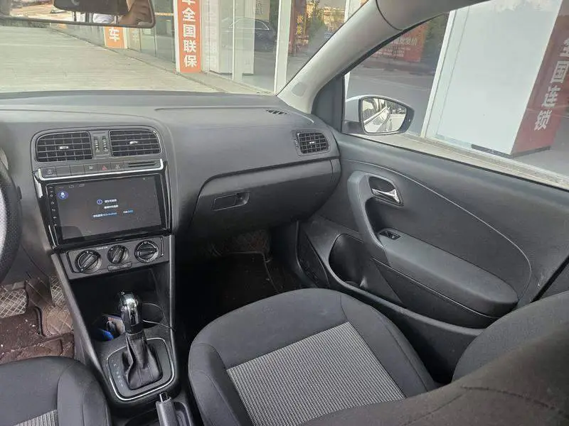 Polo 2018 1.5L Automatic Safety Edition — 12