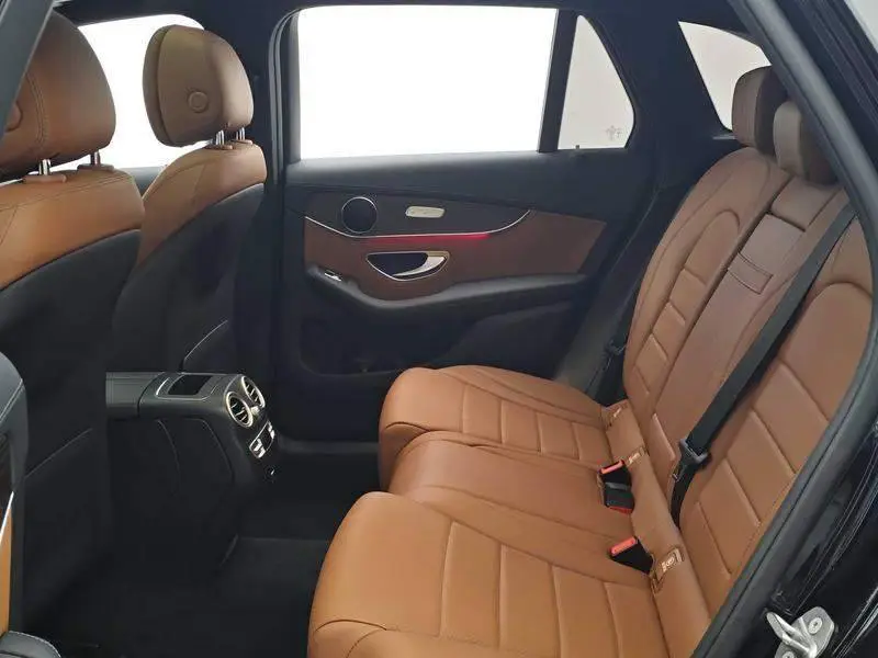 Mercedes-Benz GLC 2021 GLC 260 L 4MATIC Luxury — 15
