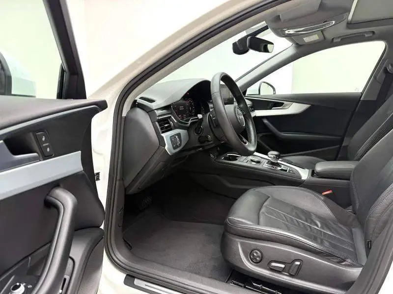 Audi A4L 2019 40 TFSI Fashion National VI — 10