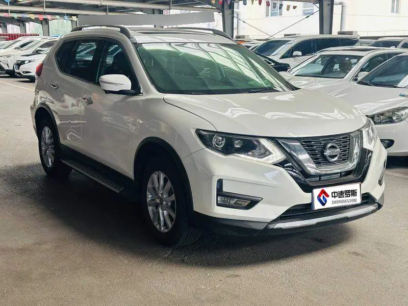 X-Trail 2017 2.0L CVT Smart Edition 2WD — 3