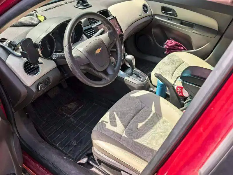 Cruze 2016 1.5L Automatic Fashion Sunroof Edition — 11