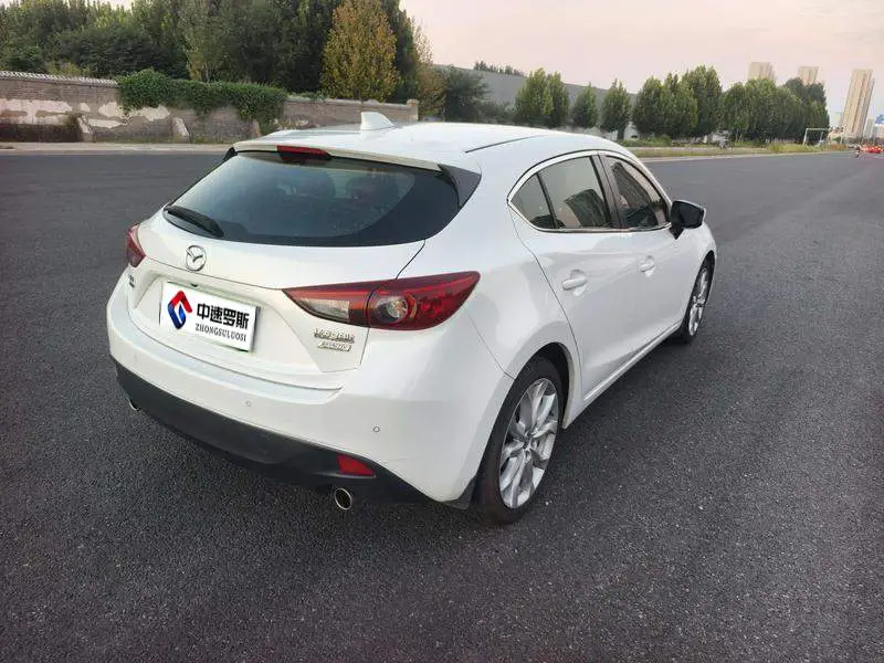 Mazda 3 Angkesaila 2014 Hatchback 2.0L Automatic Flagship Model — 6