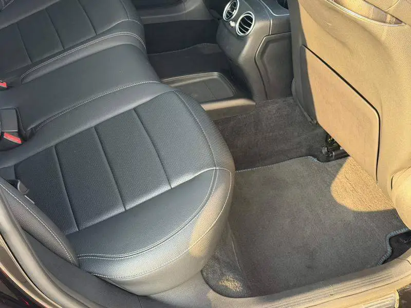 Mercedes-Benz E-Class 2020 E 300 L Fashion Edition — 11