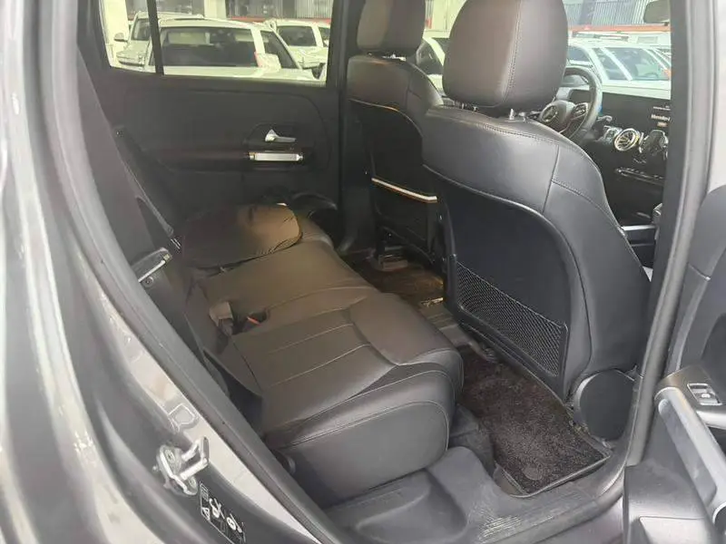 Mercedes-Benz EQB 2022 EQB 260 — 8