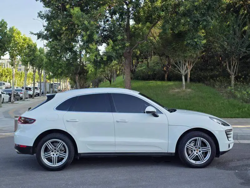 Macan 2014 Macan S 3.0T — 5