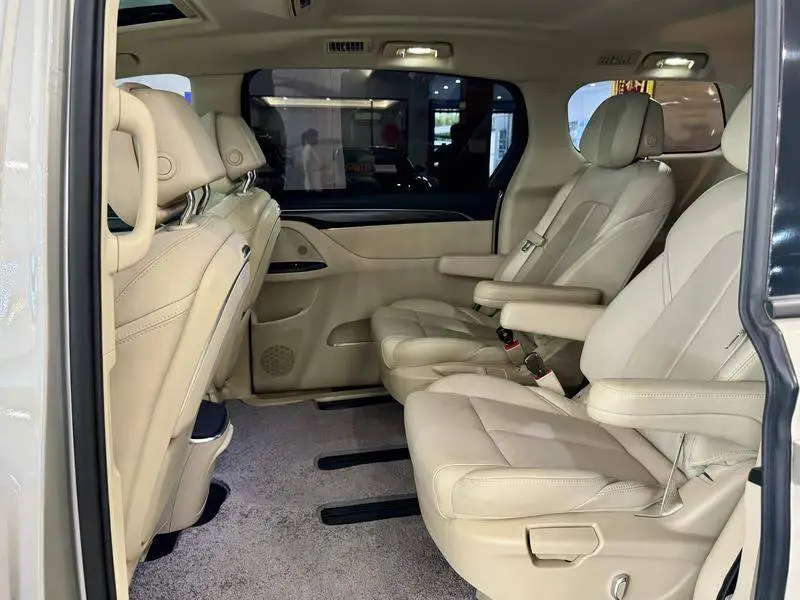 Buick GL8 2022 ES Lu Zun 653T Premium Edition — 17