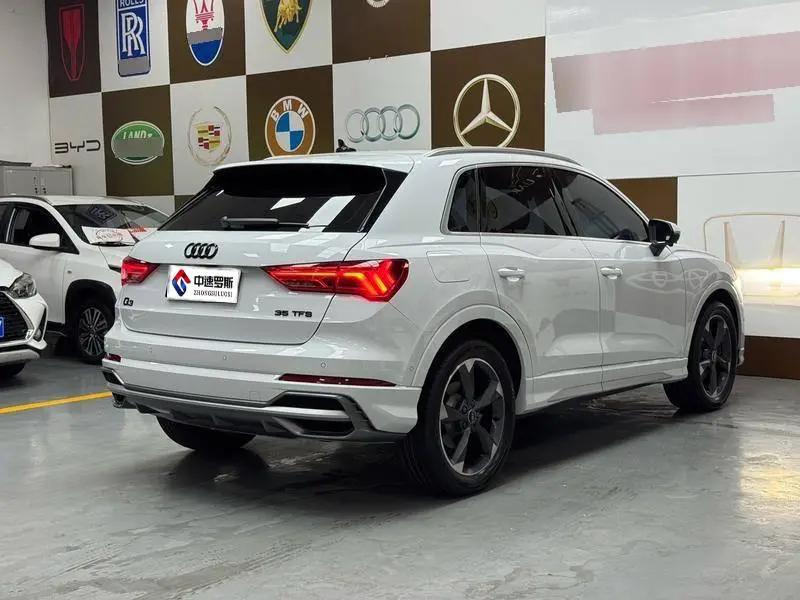 Audi Q3 2022 35 TFSI Stylish and Dynamic — 6