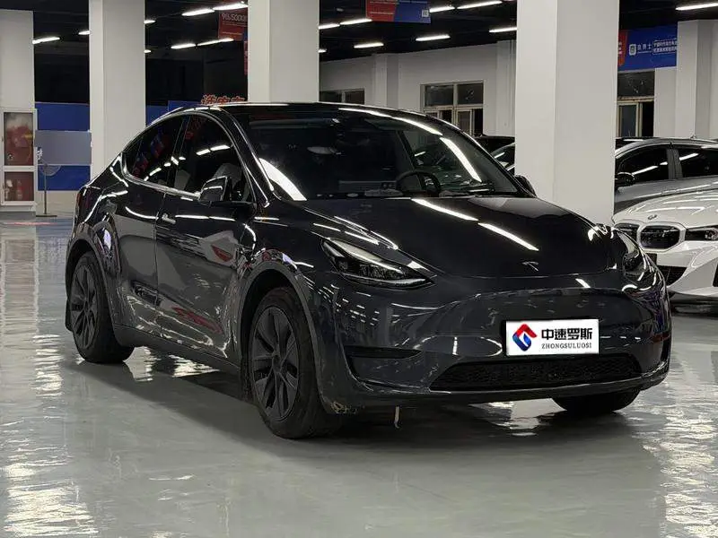Model Y 2024 rear-wheel drive version — 3