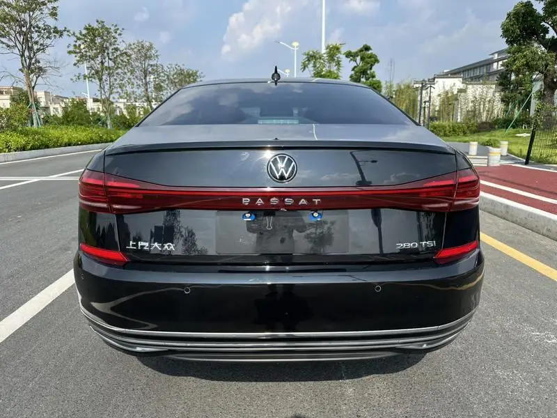 Passat 2023 280TSI Business Edition — 6