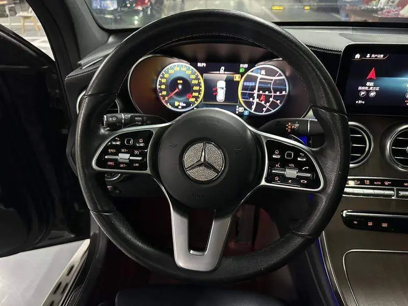 Mercedes-Benz GLC 2020 GLC 260 L 4MATIC Luxury — 13
