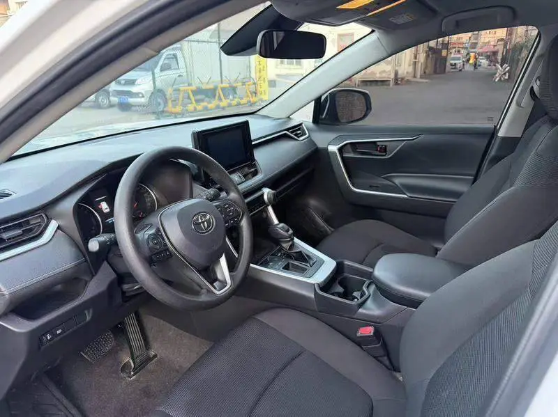 RAV4 Rongfang 2023 2.0L CVT 2WD Urban Edition — 8