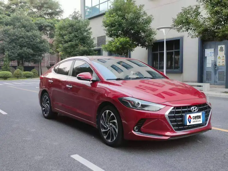 Leading 2019 1.5L CVT Intelligent Elite — 3